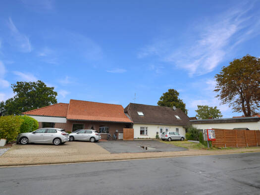 Haus zum Kauf 285.000 € 240 m² 744 m² Grundstück Meinersen 38536