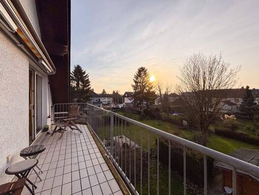 Wohnung zum Kauf 420.000 € 4 Zimmer 113 m² Biebrich Wiesbaden / Biebrich 65203