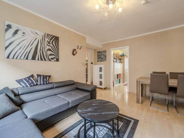 Wohnung zum Kauf 299.000 € 3 Zimmer 75 m² Kornwestheim 70806