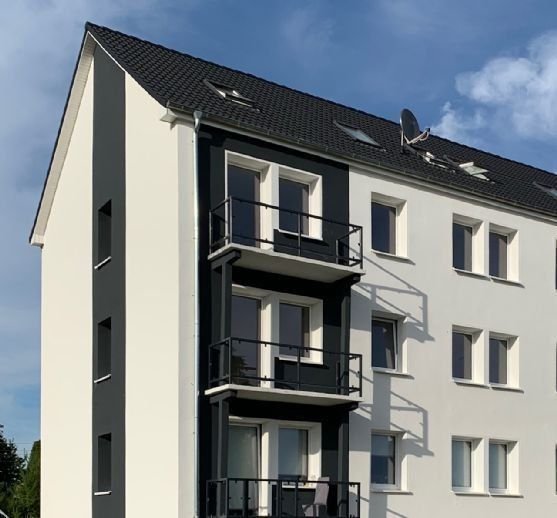 Studio zur Miete 760 € 5 Zimmer 103 m²<br/>Wohnfläche 3.<br/>Geschoss 01.01.2025<br/>Verfügbarkeit Blumenstraße 32 Rukieten Rukieten 18258