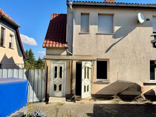 Doppelhaushälfte zum Kauf 175.000 € 5 Zimmer 140 m² 330 m² Grundstück Klötze Klötze 38486