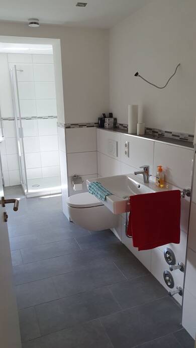Wohnung zur Miete 1.100 € 3 Zimmer 98 m² frei ab 01.09.2025 Veitshöchheim Veitshöchheim 97209