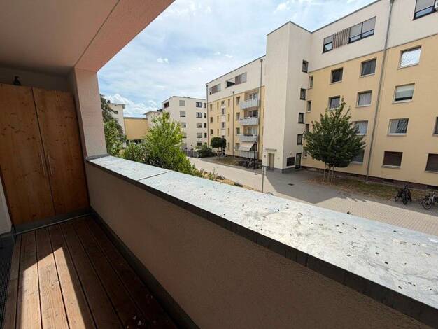 Wohnung zur Miete 1.188 € 2 Zimmer 58,3 m² 1. Geschoss frei ab 16.10.2026 Knorrstraße Gallus Frankfurt am Main 60326
