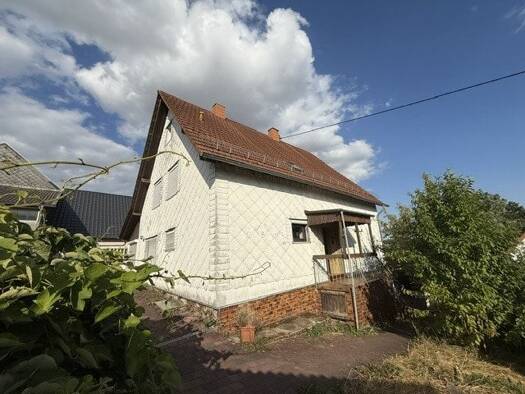 Einfamilienhaus zum Kauf 175.000 € 7 Zimmer 155 m² 830 m² Grundstück frei ab sofort Niedersaubach Lebach 66822