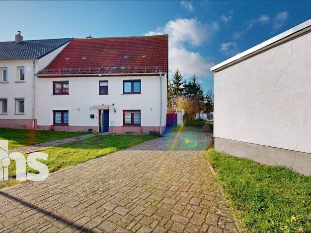 Einfamilienhaus zum Kauf provisionsfrei 140.000 € 8 Zimmer 140 m² 206 m² Grundstück Kupfer-Weinstraße 6 Langeneichstädt 06268