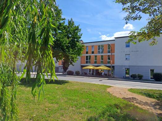 Wohnung zur Miete 368 € 2 Zimmer 45,9 m² 2. Geschoss Alleestraße 83 Gröba Riesa 01591