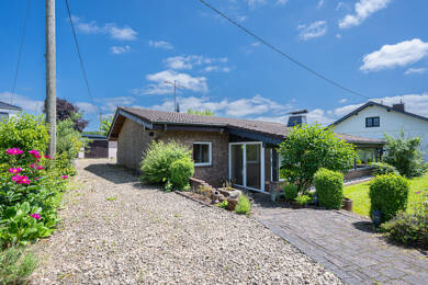 Bungalow zum Kauf 199.000 € 2 Zimmer 125 m² 912 m² Grundstück Sefferweich 54636