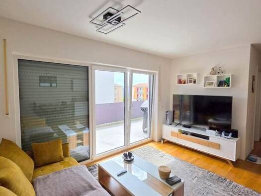 Wohnung zur Miete 550 € 2 Zimmer 55,7 m² frei ab 01.09.2026 Burglengenfeld Burglengenfeld 93133