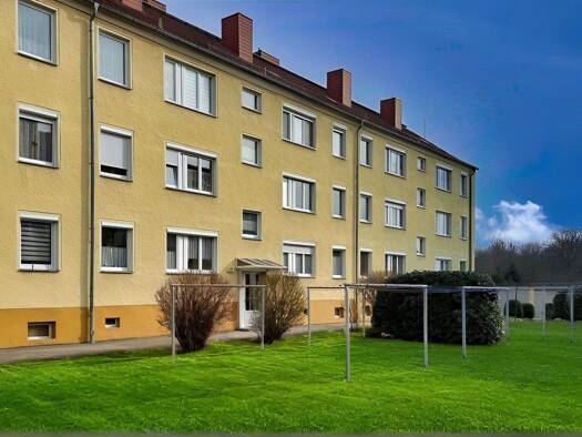 Wohnung zum Kauf 55.000 € 3 Zimmer 55,9 m² frei ab sofort Oschersleben 39387