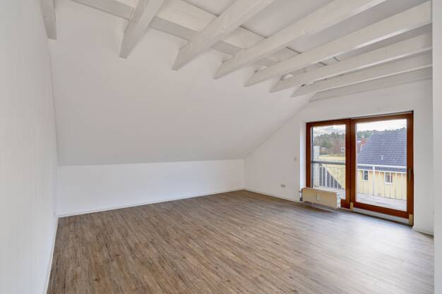 Wohnung zur Miete 1.260 € 3 Zimmer 90 m² 2. Geschoss frei ab sofort Großschwarzenlohe Wendelstein 90530