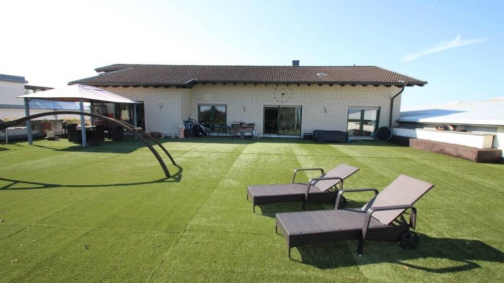 Haus zum Kauf provisionsfrei 950.000 € 4 Zimmer 860 m² Bergheim Troisdorf 53844