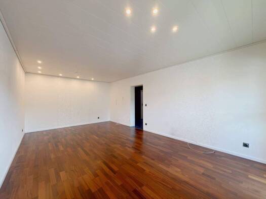 Wohnung zum Kauf 199.000 € 2 Zimmer 61 m² 1. Geschoss Weiherhof Zirndorf 90513