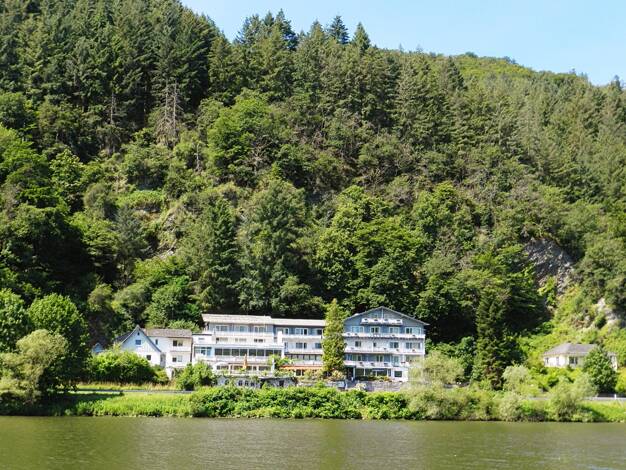 Haus zum Kauf 1.500.000 € 1.700 m² 5.217 m² Grundstück Trarbach Traben-Trarbach 56841