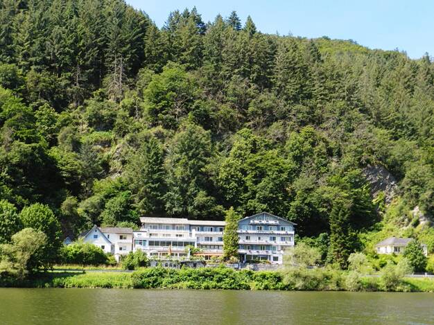 Haus zum Kauf 1.500.000 € 1.700 m² 5.217 m² Grundstück Trarbach Traben-Trarbach 56841