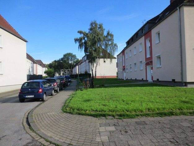 Wohnung zur Miete 355 € 2 Zimmer 46,7 m² 1. Geschoss frei ab 02.03.2026 Kufsteiner Str. 17 Horst Gelsenkirchen 45899