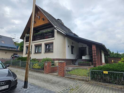 Haus zum Kauf 350.000 € 6 Zimmer 120 m² 1.060 m² Grundstück Wilmsdorf Bannewitz 01728