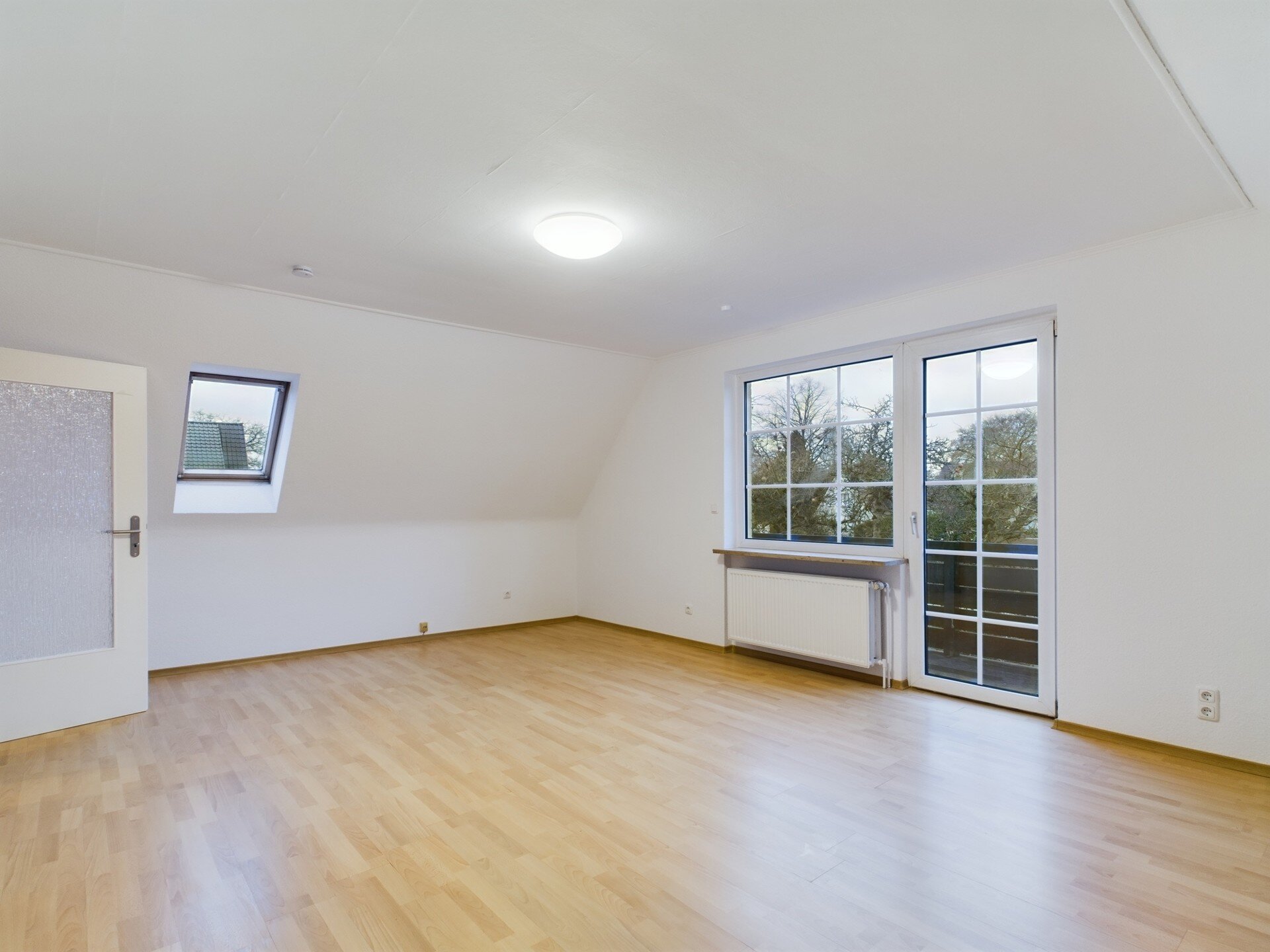 Wohnung zur Miete 640 € 2 Zimmer 58 m²<br/>Wohnfläche 1.<br/>Geschoss 01.12.2024<br/>Verfügbarkeit Wahlbezirk 14 Bad Schwartau 23611