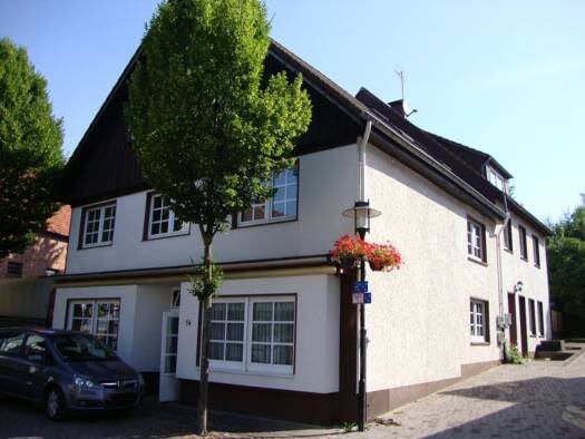 Mehrfamilienhaus zum Kauf provisionsfrei 195.000 € 10 Zimmer 300 m² Nieheim 33039