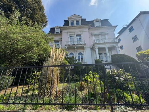 Villa zum Kauf 1.090.000 € 15 Zimmer 583,6 m² 844 m² Grundstück Bad Nauheim Bad Nauheim 61231
