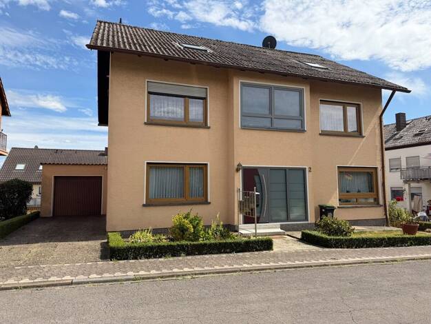 Mehrfamilienhaus zum Kauf 259.000 € 10 Zimmer 265,5 m² 435 m² Grundstück Püttlingen Püttlingen 66346