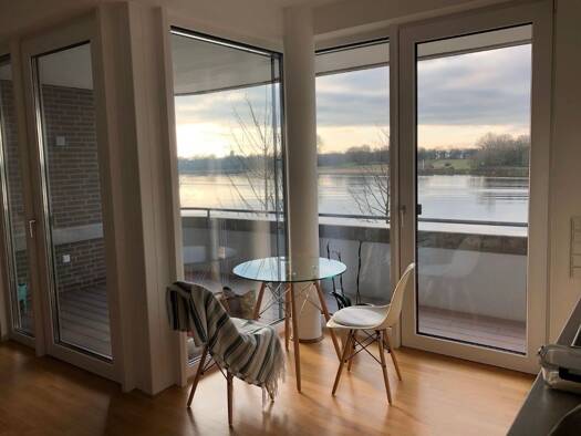 Wohnung zur Miete 995 € 2 Zimmer 57 m² Geschoss 1/5 frei ab 01.11.2026 Handelshäfen Bremen 28217