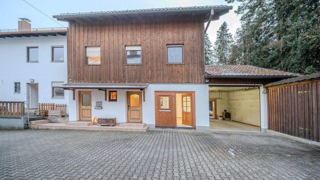 Reihenendhaus zur Miete 2.990 € 4 Zimmer 195 m² 300 m² Grundstück Pöttinger Str. 9a Furth Oberhaching 82041