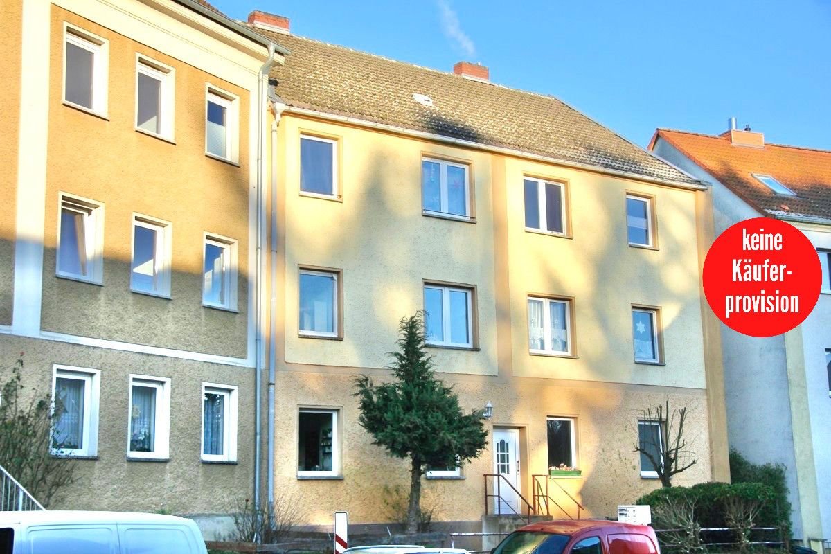 Mehrfamilienhaus zum Kauf provisionsfrei 299.000 € 16 Zimmer 362 m²<br/>Wohnfläche 949 m²<br/>Grundstück Burg Stargard Burg Stargard 17094