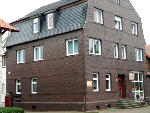 Wohnung zur Miete 740 € 6 Zimmer 135 m² 1. Geschoss frei ab sofort Friedensstr.31 Dähre 29413