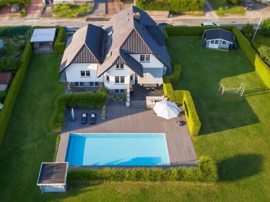 Einfamilienhaus zum Kauf 995.000 € 9 Zimmer 256 m² 2.089 m² Grundstück Lage Lage 32791