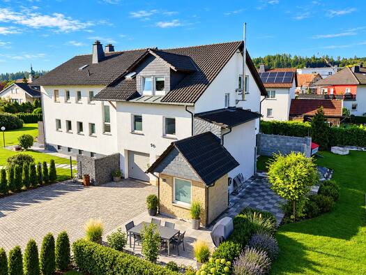 Doppelhaushälfte zum Kauf 319.000 € 4 Zimmer 161,8 m² 1.679 m² Grundstück Stockheim Stockheim 96342