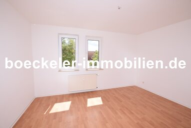 Wohnung zur Miete 375 € 2 Zimmer 58 m² frei ab 01.11.2024 Naumburg Naumburg 06618