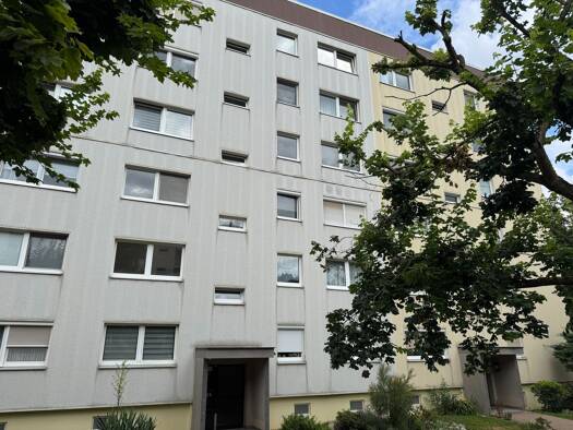 Wohnung zum Kauf 35.000 € 3 Zimmer 69,2 m² 3. Geschoss Schulstraße 19 Thurm Mülsen 08132