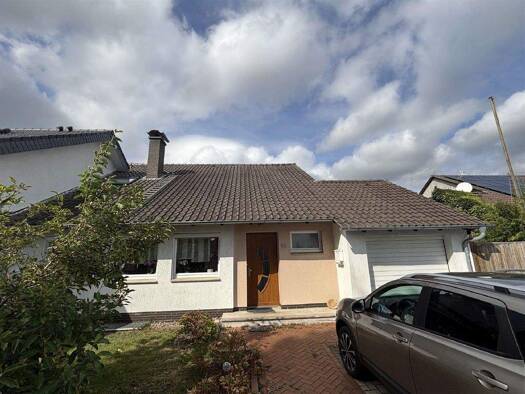 Doppelhaushälfte zum Kauf 244.000 € 6 Zimmer 132 m² 524 m² Grundstück Espelkamp 32339