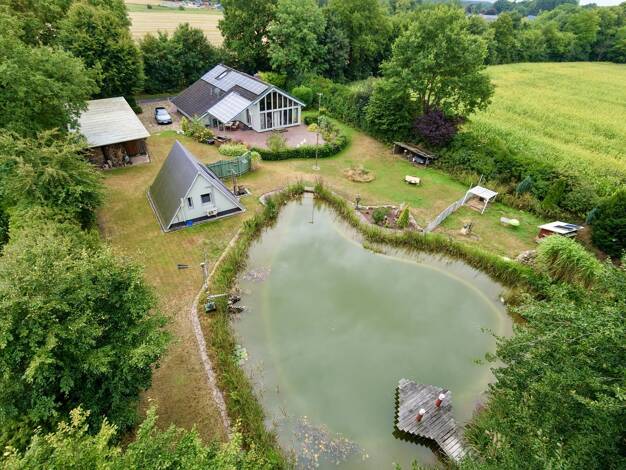 Einfamilienhaus zum Kauf 380.000 € 3 Zimmer 105,9 m² 2.618 m² Grundstück Besdorf 25584