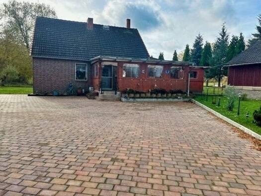 Einfamilienhaus zum Kauf provisionsfrei 149.000 € 4 Zimmer 100 m² 5.011 m² Grundstück Groß Daberkow Woldegk 17348