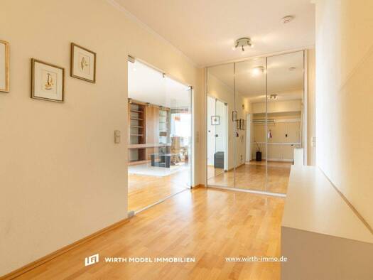 Wohnung zum Kauf 350.000 € 4 Zimmer 141 m² Hochfeld-Steinberg Schweinfurt 97422