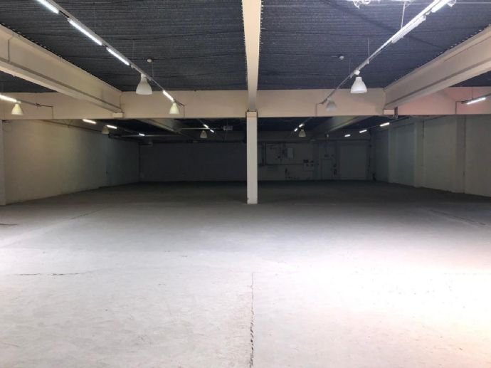 Halle/Industriefläche zur Miete provisionsfrei 4 € 800 m²<br/>Lagerfläche ab 800 m²<br/>Teilbarkeit Baukau - West Herne 44653