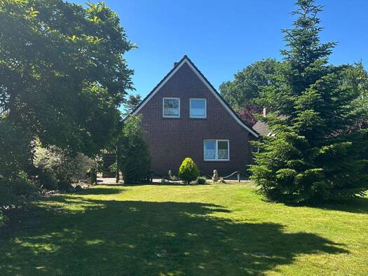 Einfamilienhaus zum Kauf 5 Zimmer 180 m² 2.500 m² Grundstück frei ab sofort Moorhusen Südbrookmerland 26624