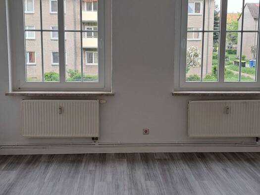Wohnung zur Miete 313 € 2 Zimmer 58 m² Geschoss 1/2 frei ab 15.10.2026 Heinrich-Heine-Straße 4 Ziebigk Dessau-Roßlau 06862