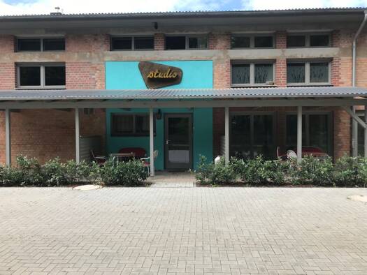 Studio zur Miete - Erstbezug 500 € 1 Zimmer 25 m² EG frei ab sofort Rennbahnallee 121 Dahlwitz-Hoppegarten Hoppegarten 15366