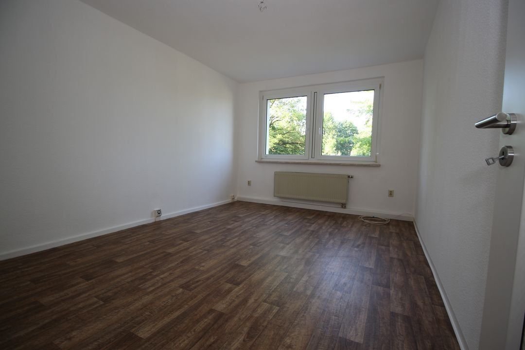 Wohnung zur Miete 283,08 € 2 Zimmer 50,6 m²<br/>Wohnfläche EG<br/>Geschoss ab sofort<br/>Verfügbarkeit Hauptstraße 7 Syrau Rosenbach/Vogtland 08548