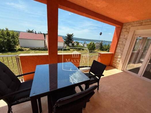 Haus zum Kauf 420.000 € 8 Zimmer 223 m² Krusevo, Obrovac Obrovac