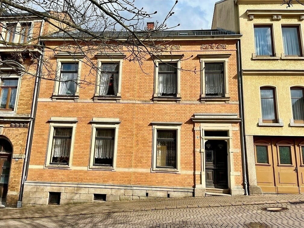 Stadthaus zum Kauf 45.000 € 5 Zimmer 140 m²<br/>Wohnfläche 200 m²<br/>Grundstück ab sofort<br/>Verfügbarkeit Reichenbach Mylau 08499