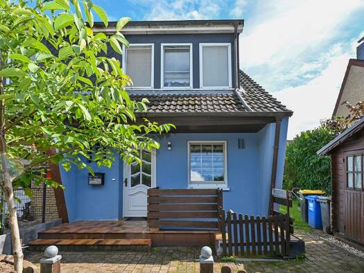 Doppelhaushälfte zum Kauf 315.000 € 4 Zimmer 80 m² 257 m² Grundstück Elmshorn 25335