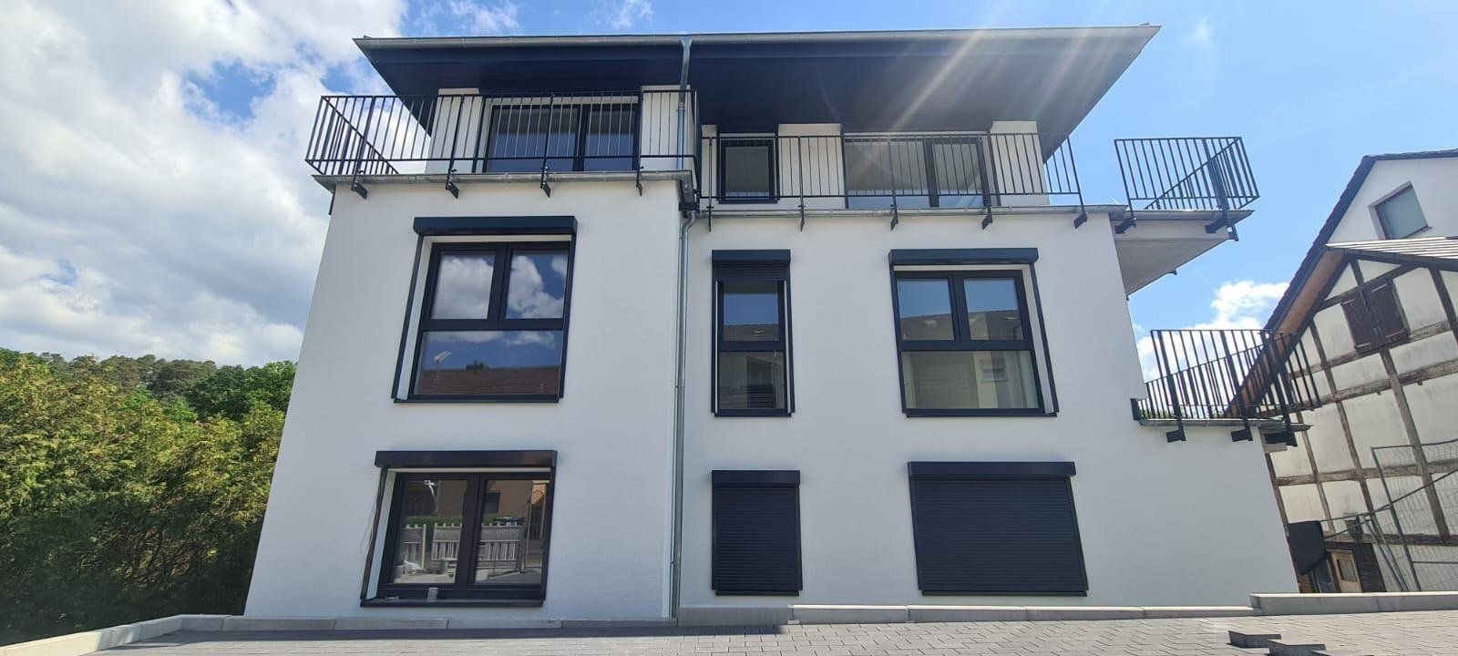 Terrassenwohnung zur Miete 1.161 € 3 Zimmer 96,8 m²<br/>Wohnfläche EG<br/>Geschoss ab sofort<br/>Verfügbarkeit Am Hofacker Goßfelden Lahntal 35094