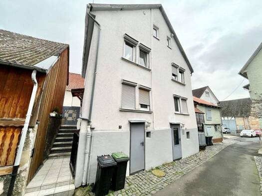 Mehrfamilienhaus zum Kauf 270.000 € 6 Zimmer 101 m² 69 m² Grundstück Wieseck Gießen 35396