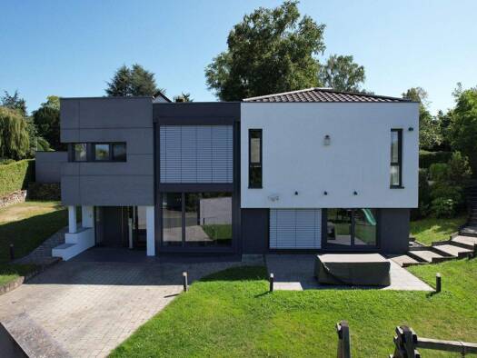 Einfamilienhaus zum Kauf 1.649.000 € 10 Zimmer 424,8 m² 924 m² Grundstück Hangelar Sankt Augustin 53757