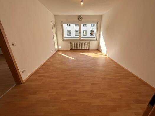 Wohnung zur Miete 650 € 1,5 Zimmer 47 m² Geschoss 1/4 frei ab sofort Kalk Köln 51103