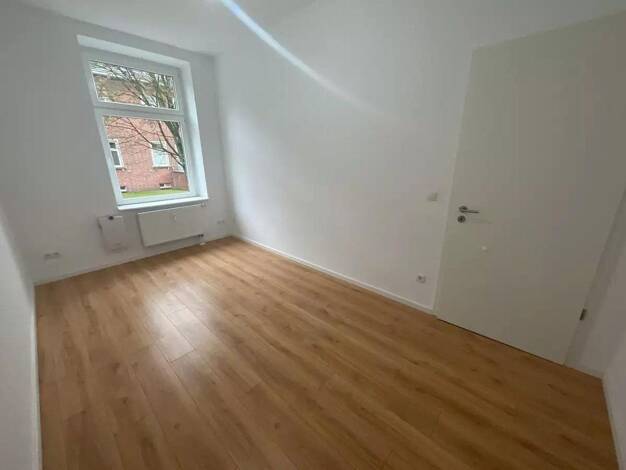 Studio zur Miete 460 € 1 Zimmer 39,9 m² EG frei ab 15.08.2026 St. Lorenz Nord Lübeck 23554