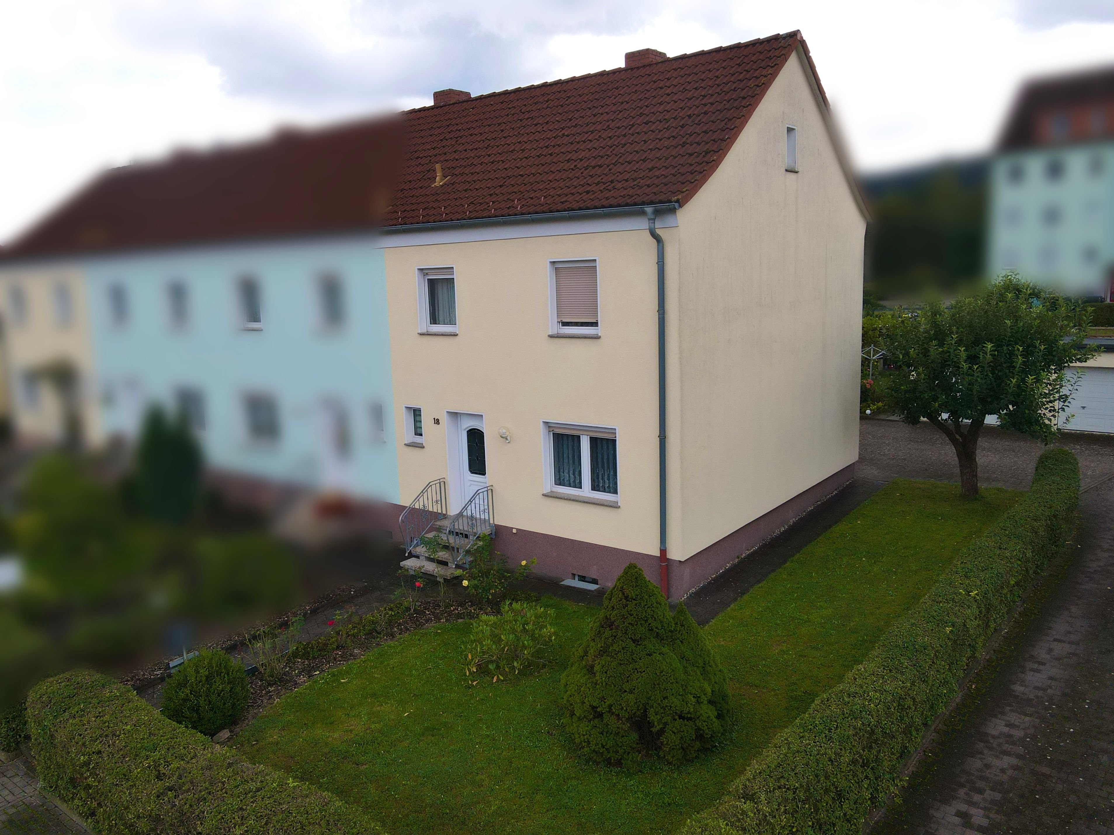 Reihenendhaus zum Kauf 151.500 € 4 Zimmer 117 m²<br/>Wohnfläche 770 m²<br/>Grundstück Merkers Krayenberggemeinde 36460